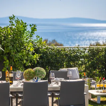 New Luxury With Sea View And Private Heated Pool, 50m From The Σπλιτ