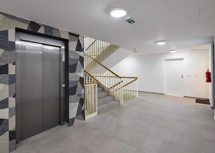 New Luxury With Sea View And Private Heated Pool, 50m From The *