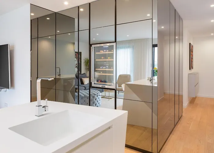 Apartment New Luxury With Sea View And Private Heated Pool, 50m From The *