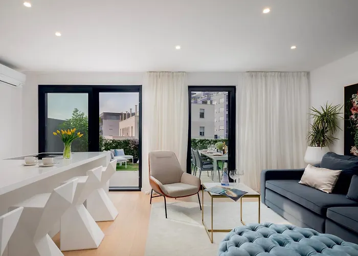 New Luxury With Sea View And Private Heated Pool, 50m From The Apartment