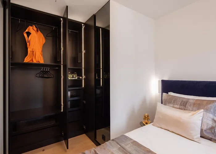New Luxury With Sea View And Private Heated Pool, 50m From The