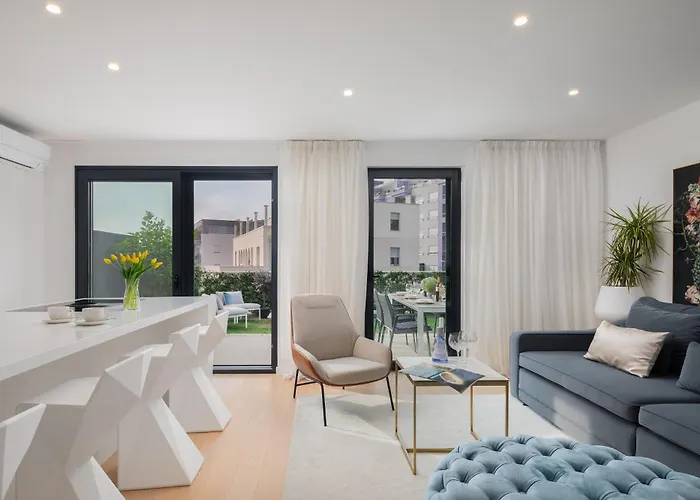 New Luxury With Sea View And Private Heated Pool, 50m From The