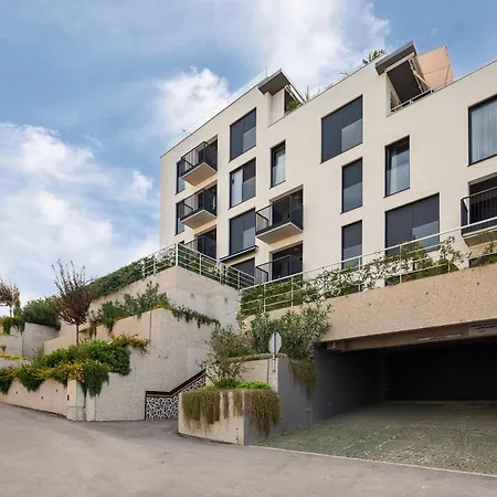 Daire New Luxury With Sea View And Private Heated Pool, 50m From The Split
