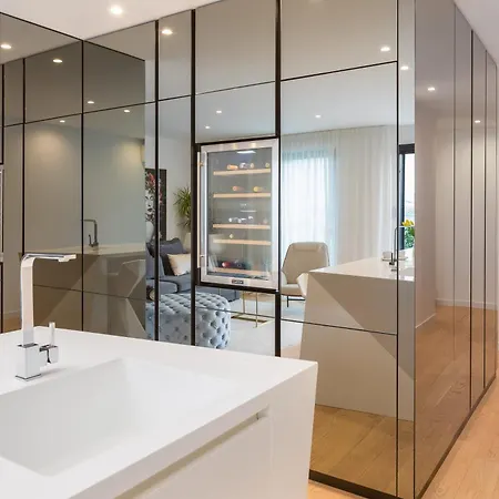 Daire New Luxury With Sea View And Private Heated Pool, 50m From The *