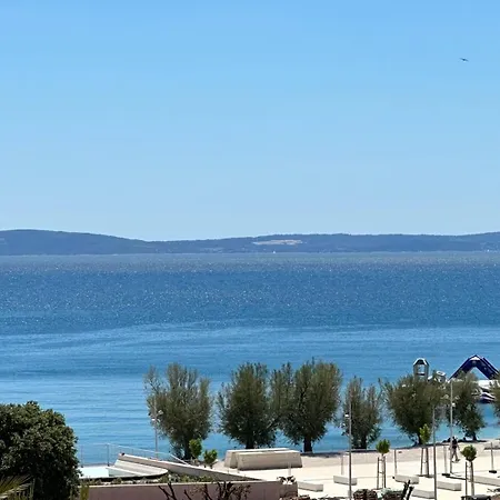 Daire New Luxury With Sea View And Private Heated Pool, 50m From The *